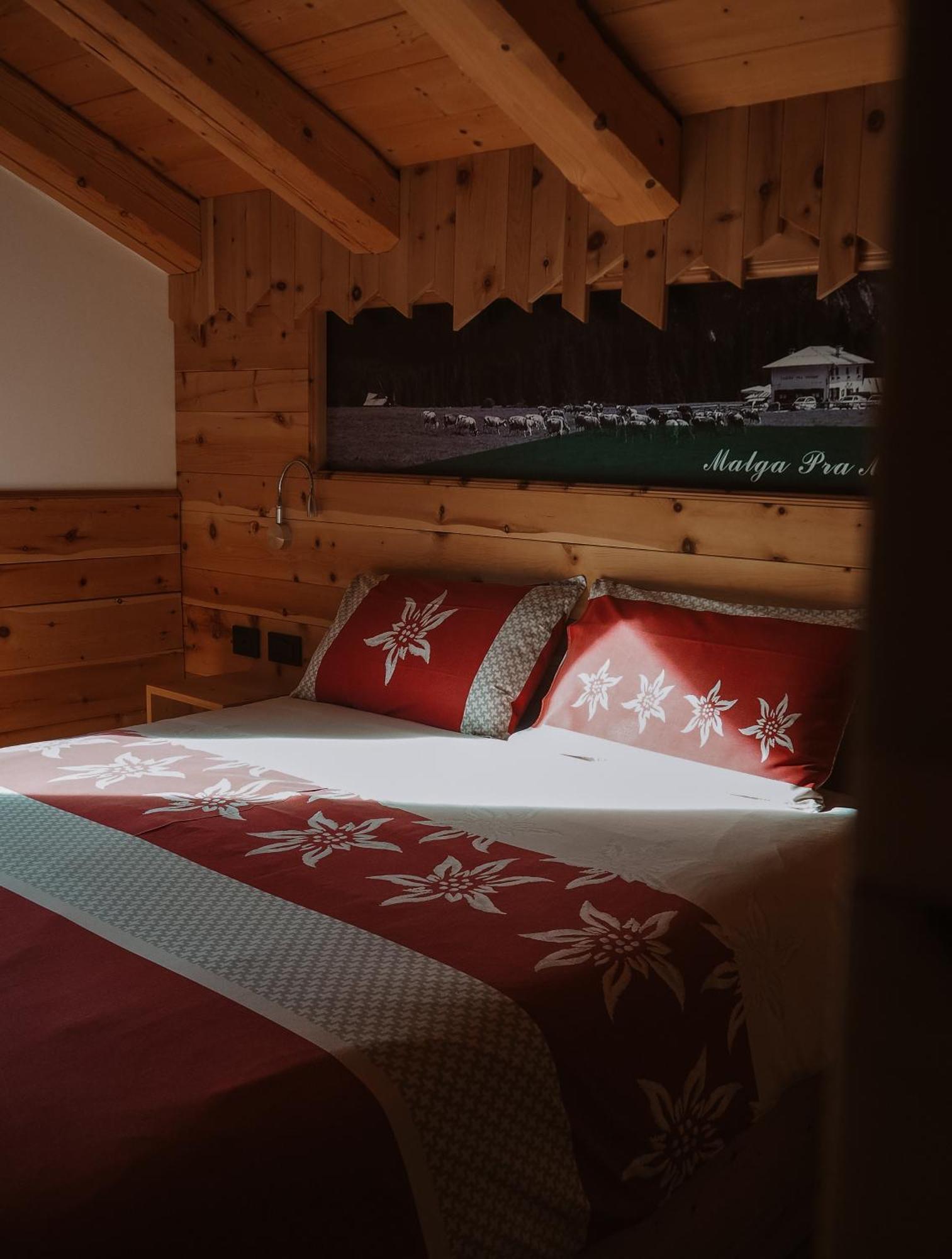 Locanda La Baita Santo Stefano Di Cadore Eksteriør bilde